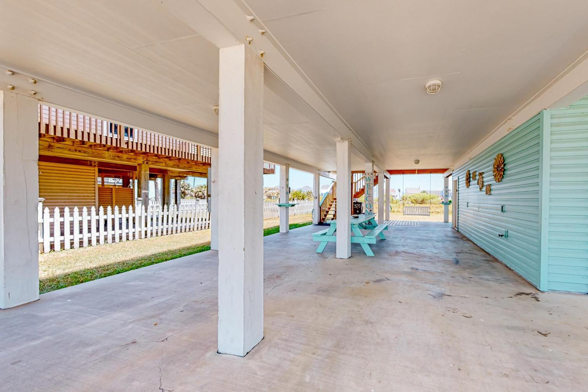 Villa Smiles In Isla Del Sol Galveston Exterior foto